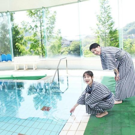 Michi No Eki Fureai Park Mino Hotel Mitoyo Екстериор снимка