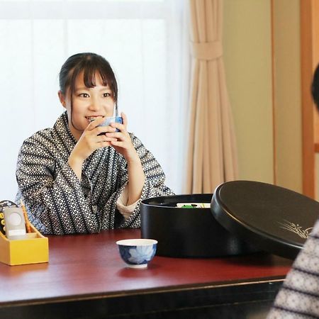 Michi No Eki Fureai Park Mino Hotel Mitoyo Екстериор снимка